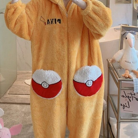 Pokemon Pikachu Pajama Robe | Unisex Nightdress PJ Plush Fleece Winter One Size - Picture 4 of 6